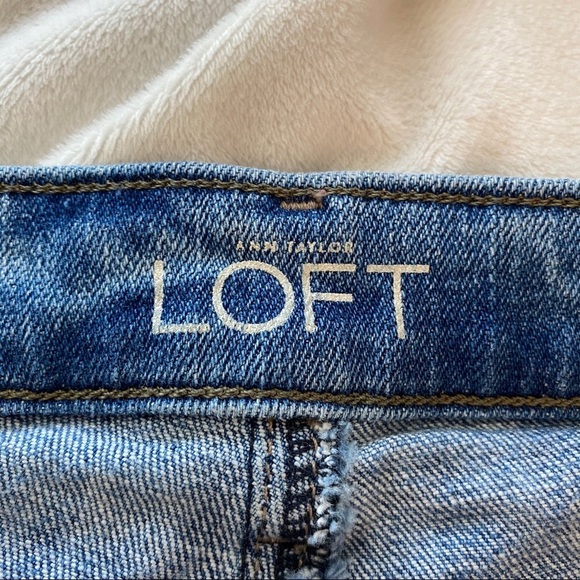 LOFT Relaxed Skinny Distressed Jeans - Picture 7 of 10